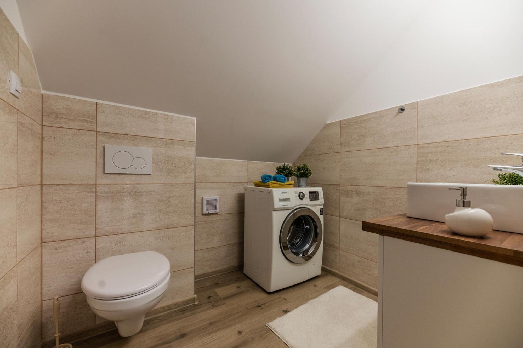 Rekreacni Dum U Jezer, Milovice 6 Villa Luaran gambar
